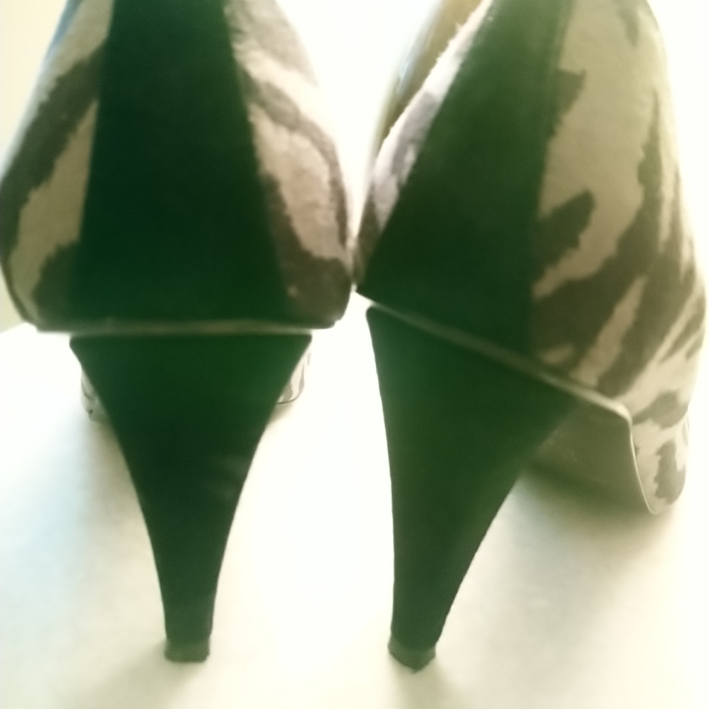 Zebra Print Heels - Picture 3 of 4